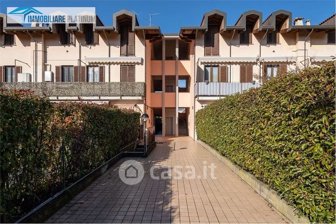 Appartamento in residenziale in Via Ceresola 7 B