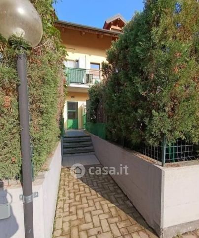 Appartamento in residenziale in Via Giorgio Ferrini 43