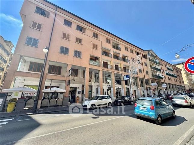 Box/posto auto in residenziale in Via Roma