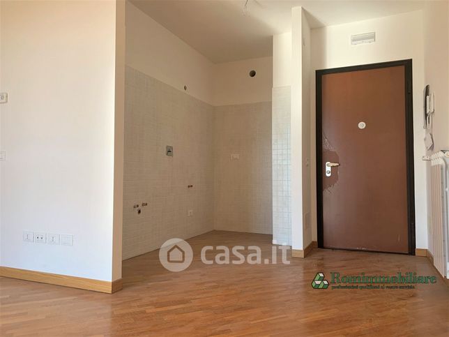 Appartamento in residenziale in Via Eneide