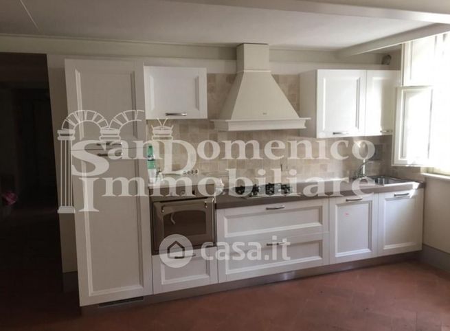 Appartamento in residenziale in Via Elio Vagelli