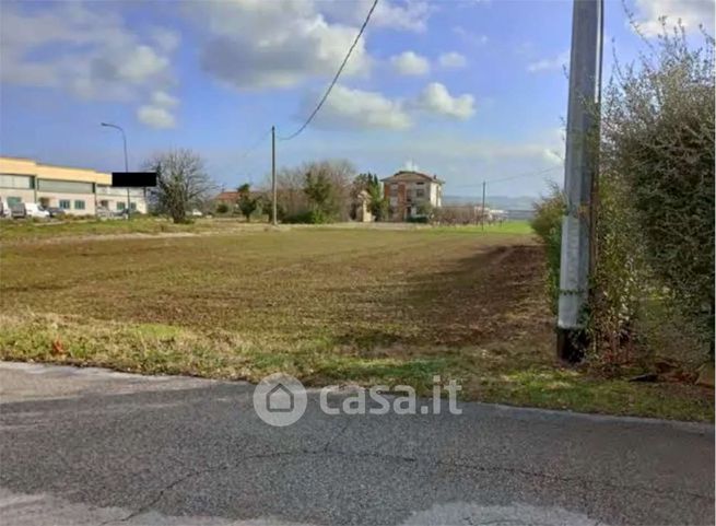 Terreno edificabile in residenziale in Via della Liberazione