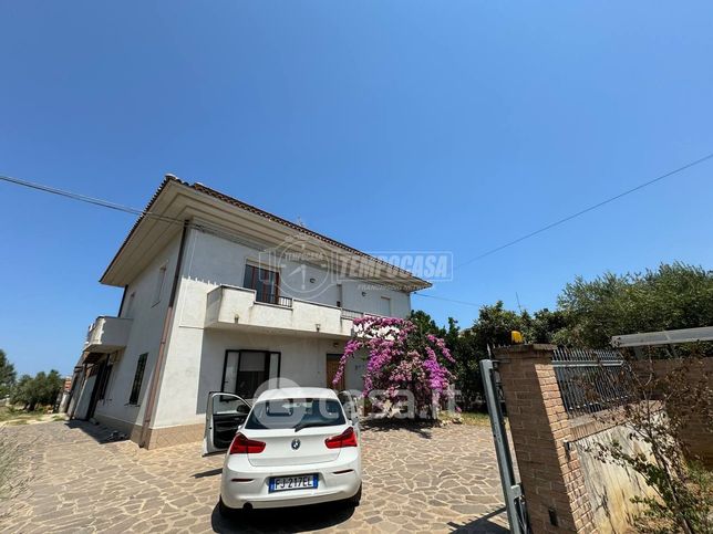 Casa indipendente in residenziale in Contrada Vallone 21