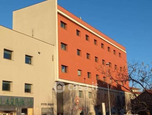 Ufficio in commerciale in Viale Luigi Settembrini