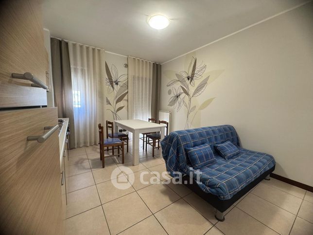 Appartamento in residenziale in Via Antica Arischia