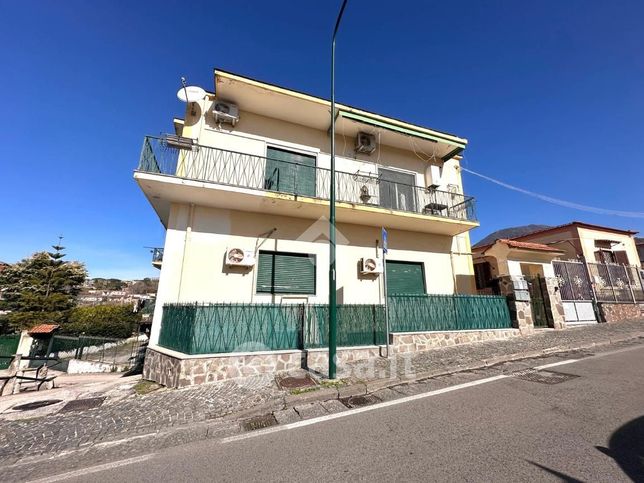 Appartamento in residenziale in Via Dr. Francesco Coscia 16