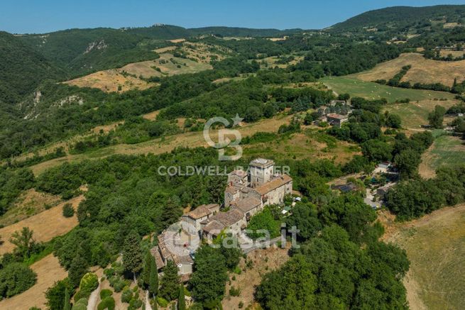 Rustico/casale in residenziale in Località Borgo