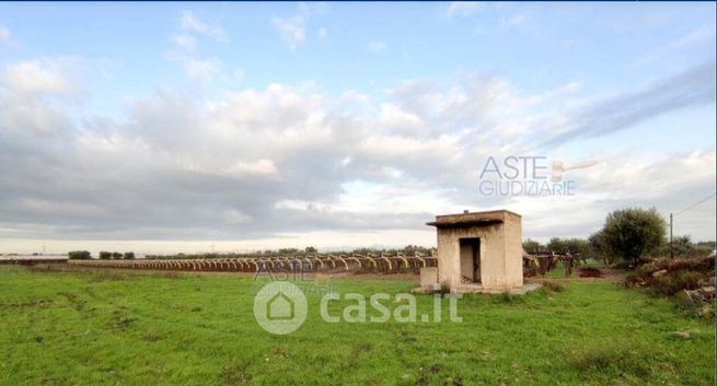 Terreno edificabile in residenziale in Contrada Caldarola