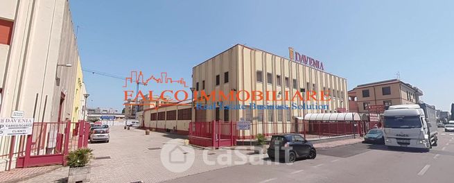 Capannone in commerciale in Via della Resistenza 22 -34