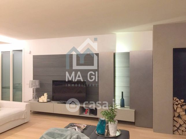 Appartamento in residenziale in Via Antonio Scarpa