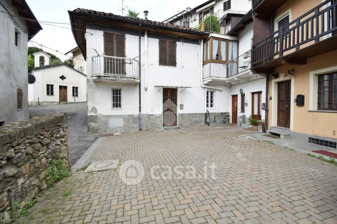 Villa in residenziale in Via San Rocco 8
