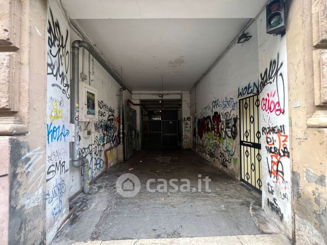 Garage/posto auto in residenziale in Via Ugo Bassi