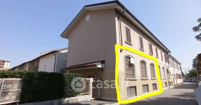 Appartamento in residenziale in Via Ambrogio Cappellini 6