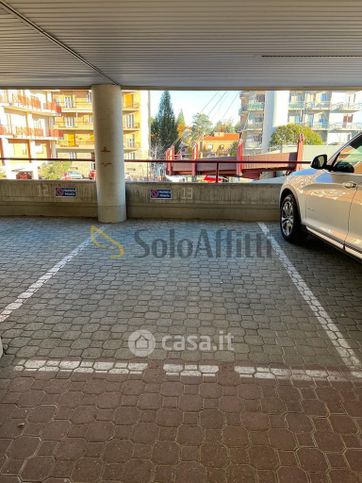 Box/posto auto in residenziale in Via Auriletto 14