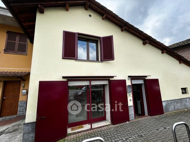 Casa indipendente in residenziale in Viale Milano 141