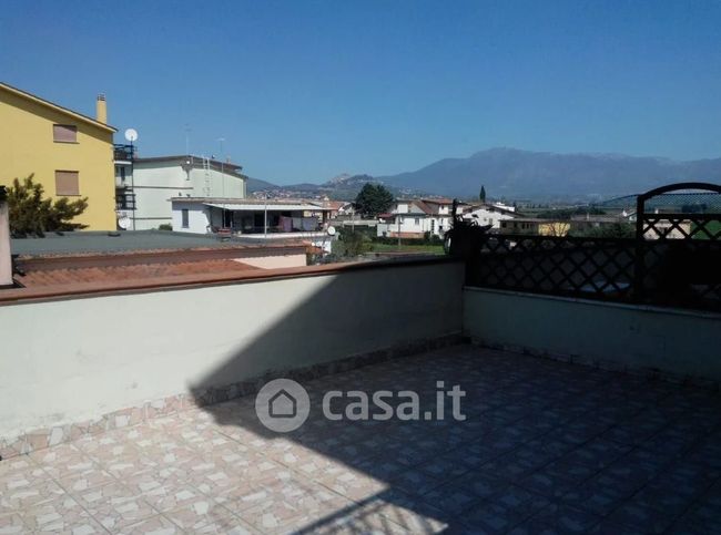 Appartamento in residenziale in Via di Colle Fiorito