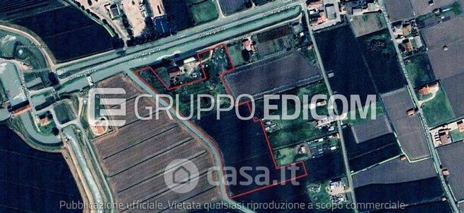 Terreno agricolo in commerciale in Strada Margherita