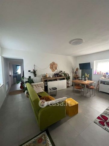 Appartamento in residenziale in Via Carlo Alberto