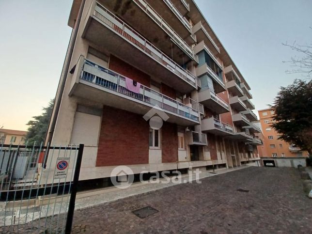 Appartamento in residenziale in Via Polidoro Caldara 2