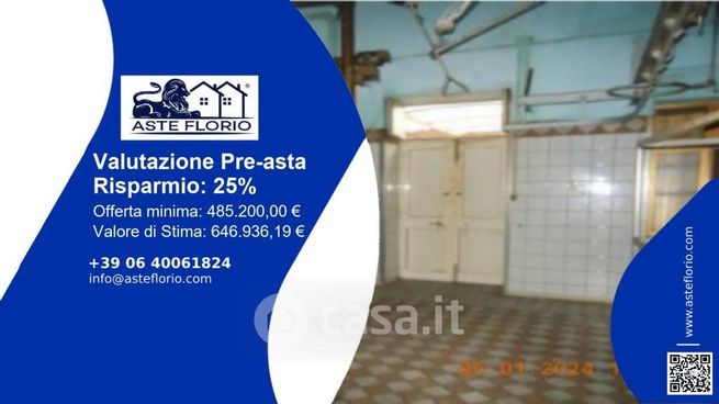 Capannone in commerciale in Via Vittorio Emanuele