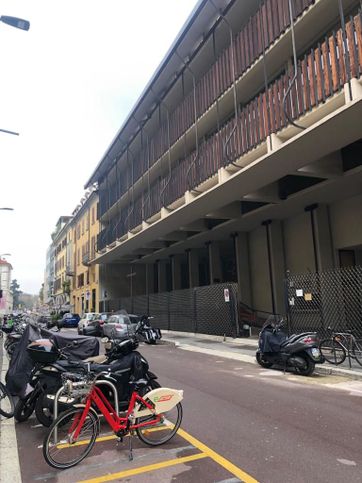 Appartamento in residenziale in Via della Commenda 37