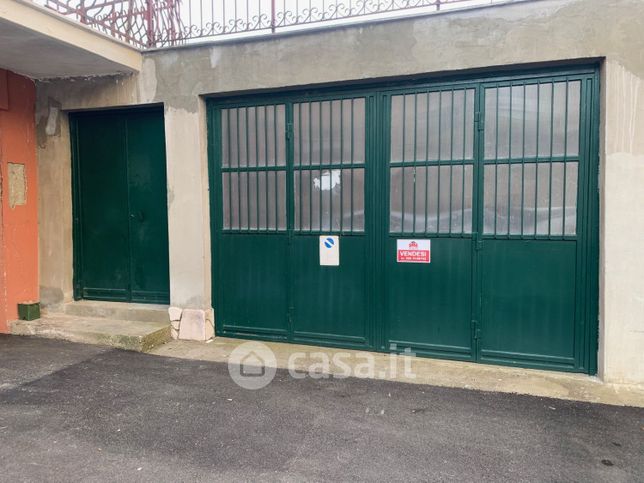 Garage/posto auto in residenziale in Via Baldassarre Labanca 131