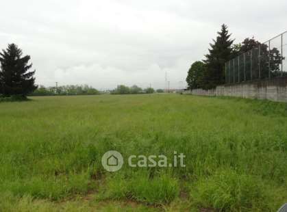 Terreno agricolo in commerciale in Via Castello