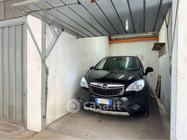 Garage/posto auto in residenziale in Via Sant'Egidio 24