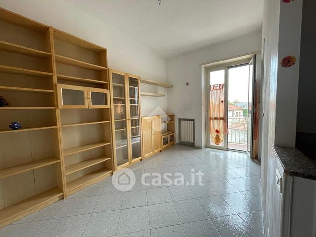 Appartamento in residenziale in Via Latina 80