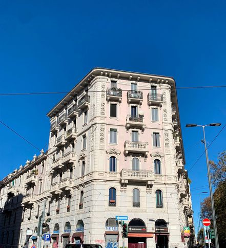 Appartamento in residenziale in Via Antonio Stoppani 33