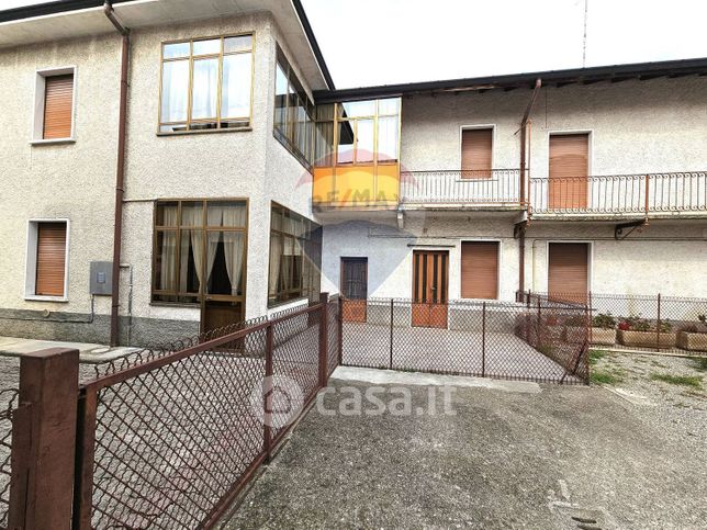 Appartamento in residenziale in Via Montello 27
