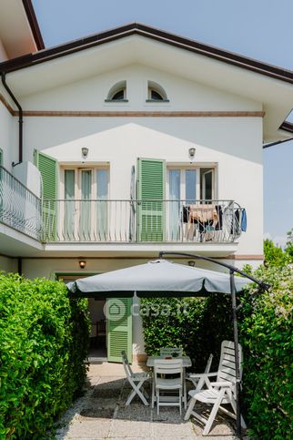 Casa bi/trifamiliare in residenziale in Via Piave