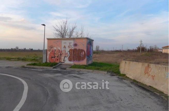 Terreno agricolo in commerciale in Via Enrico Berlinguer