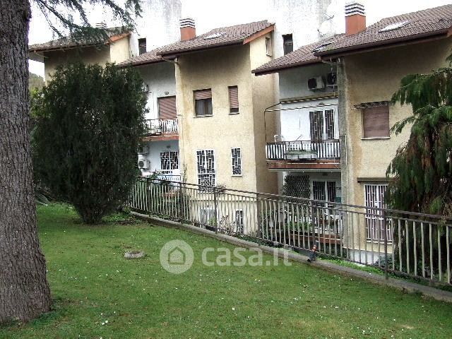 Appartamento in residenziale in Via Fermo Ognibene 18