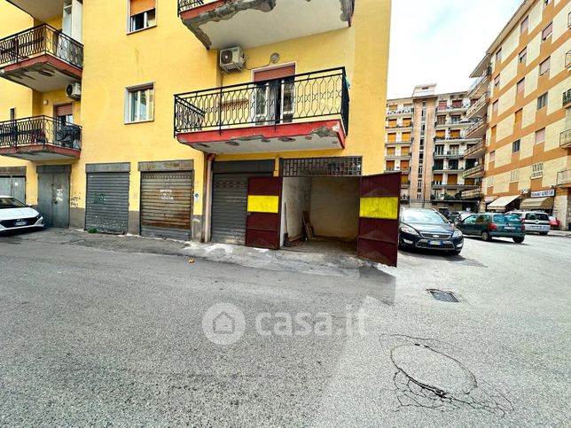 Garage/posto auto in residenziale in Via G. Filangieri 3