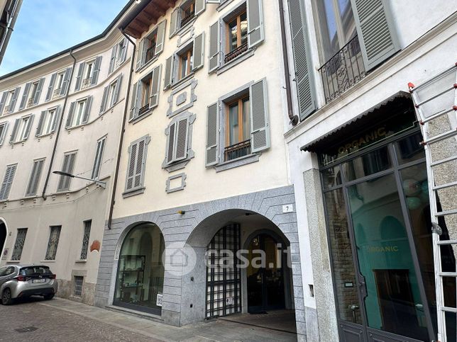 Ufficio in commerciale in Via Gorani