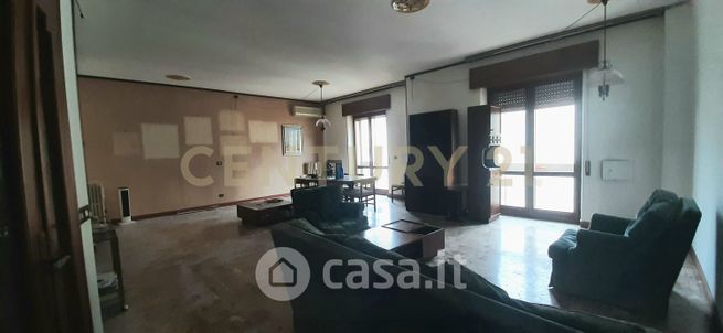 Appartamento in residenziale in Via Agostino de Pretis