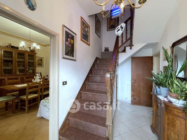 Villa in residenziale in Via Casa Vecchia 55054