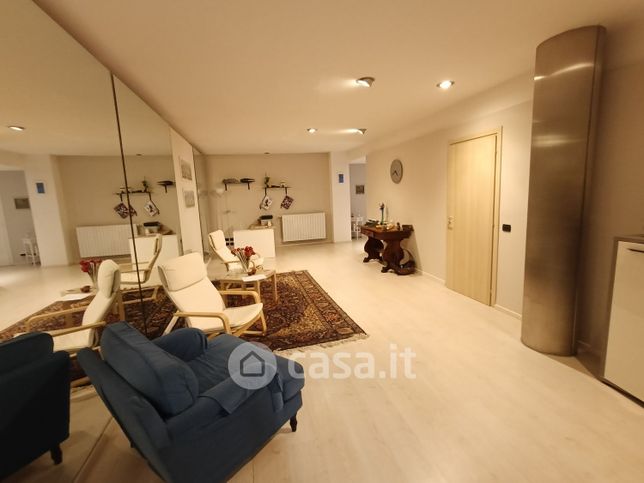 Ufficio in commerciale in Corso Roma