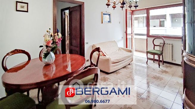 Appartamento in residenziale in Via Alcide de Gasperi 7