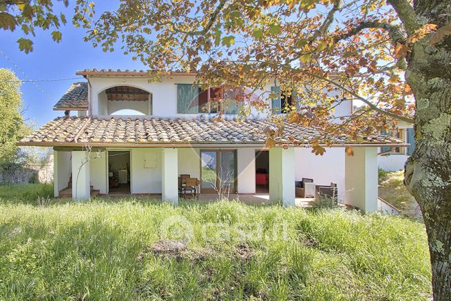 Casa indipendente in residenziale in Località Casignano 78
