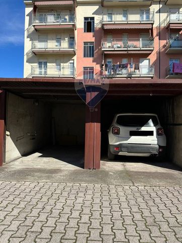 Garage/posto auto in residenziale in Via della Vittoria 61