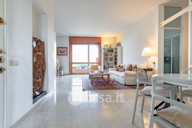 Appartamento in residenziale in Via Airolo 37