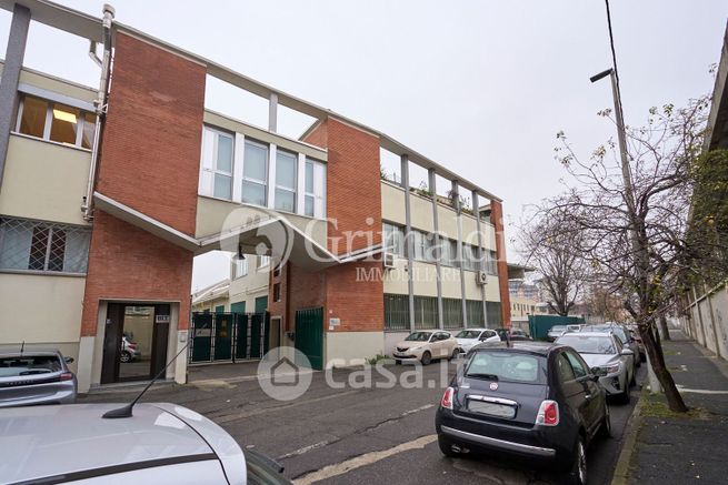 Ufficio in commerciale in Via Abele Merli 10