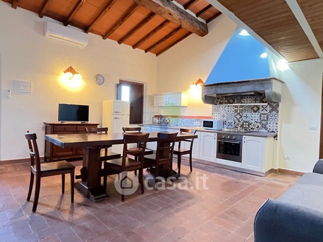 Appartamento in residenziale in Strada Statale 1 88