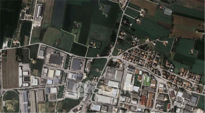 Terreno agricolo in commerciale in Via Recanatese