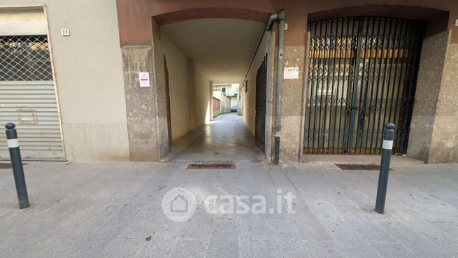 Box/posto auto in residenziale in Via Andrea Vochieri 105