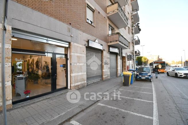 Capannone in commerciale in Via Diego Cadello 20