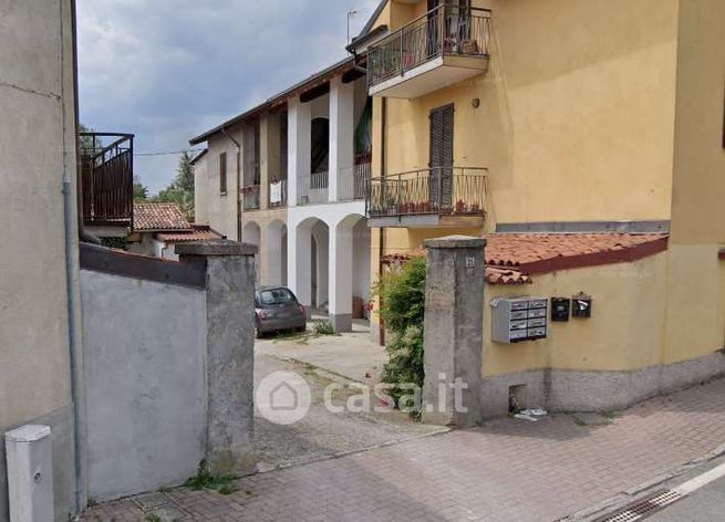 Appartamento in residenziale in Via Luigi Cadorna 21