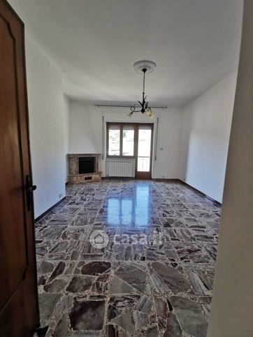 Appartamento in residenziale in Via Basilicata